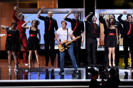 emmyshow-02.jpg