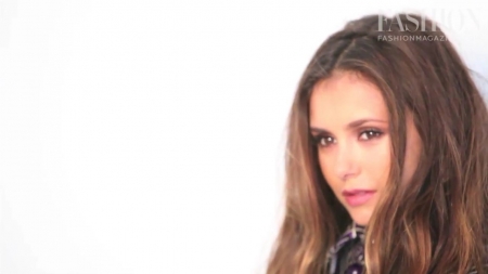 Behind_the_cover_shoot_Nina_Dobrev-0265.jpg