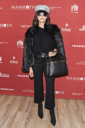 Nina_Dobrev_-_Mammouth_Film_Festival_1.jpg