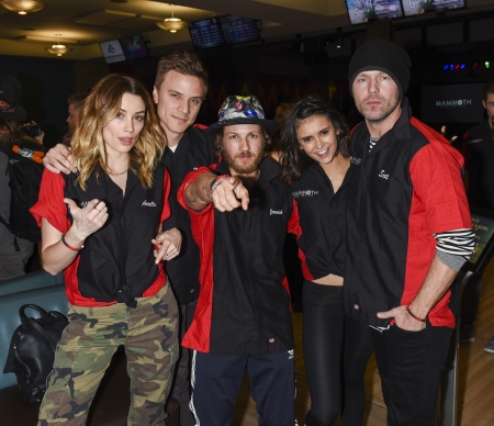 Nina_Dobrev_-_Mammouth_Film_Festival_11.jpg