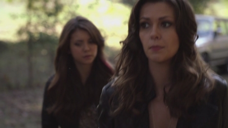 TVD_s5e11_01688.jpg