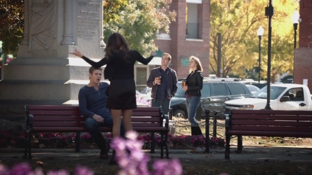 TVD_s5e12_00195.jpg