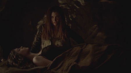 TVD_s5e12_03878.jpg