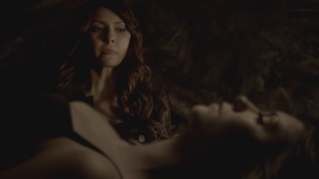 TVD_s5e12_04090.jpg