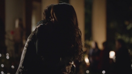 TVD_s5e12_04982.jpg