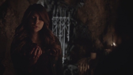 TVD_s5e12_05883.jpg
