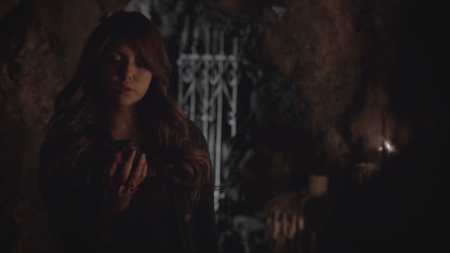 TVD_s5e12_05884.jpg