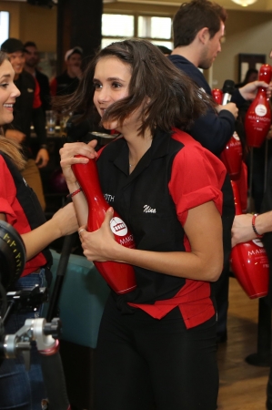 Nina_Dobrev_-_Mammouth_Film_Festival_17.jpg