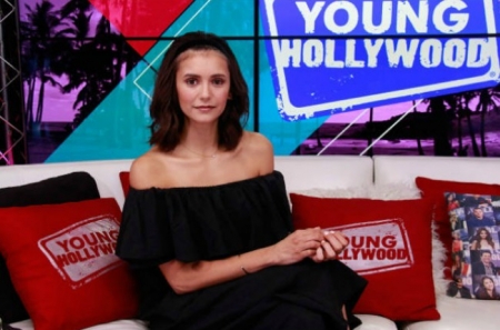 Nina_Dobrev_-_YH_Flatliners_Press_1.jpg