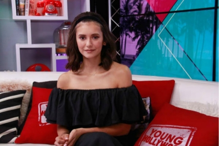 Nina_Dobrev_-_YH_Flatliners_Press_4.jpg
